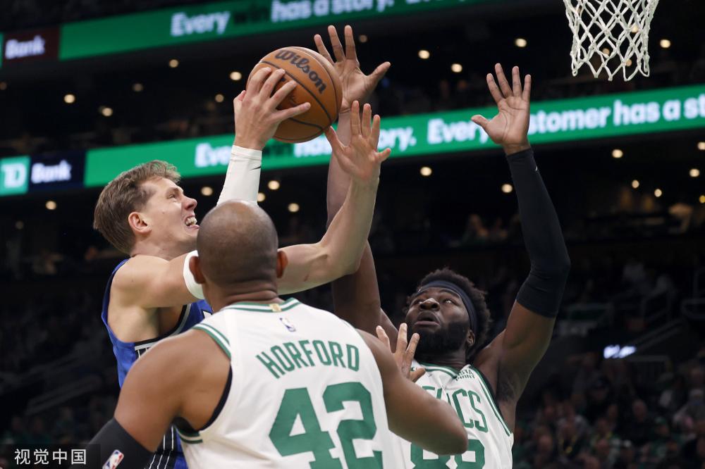 了坚实的基 了坚实的基